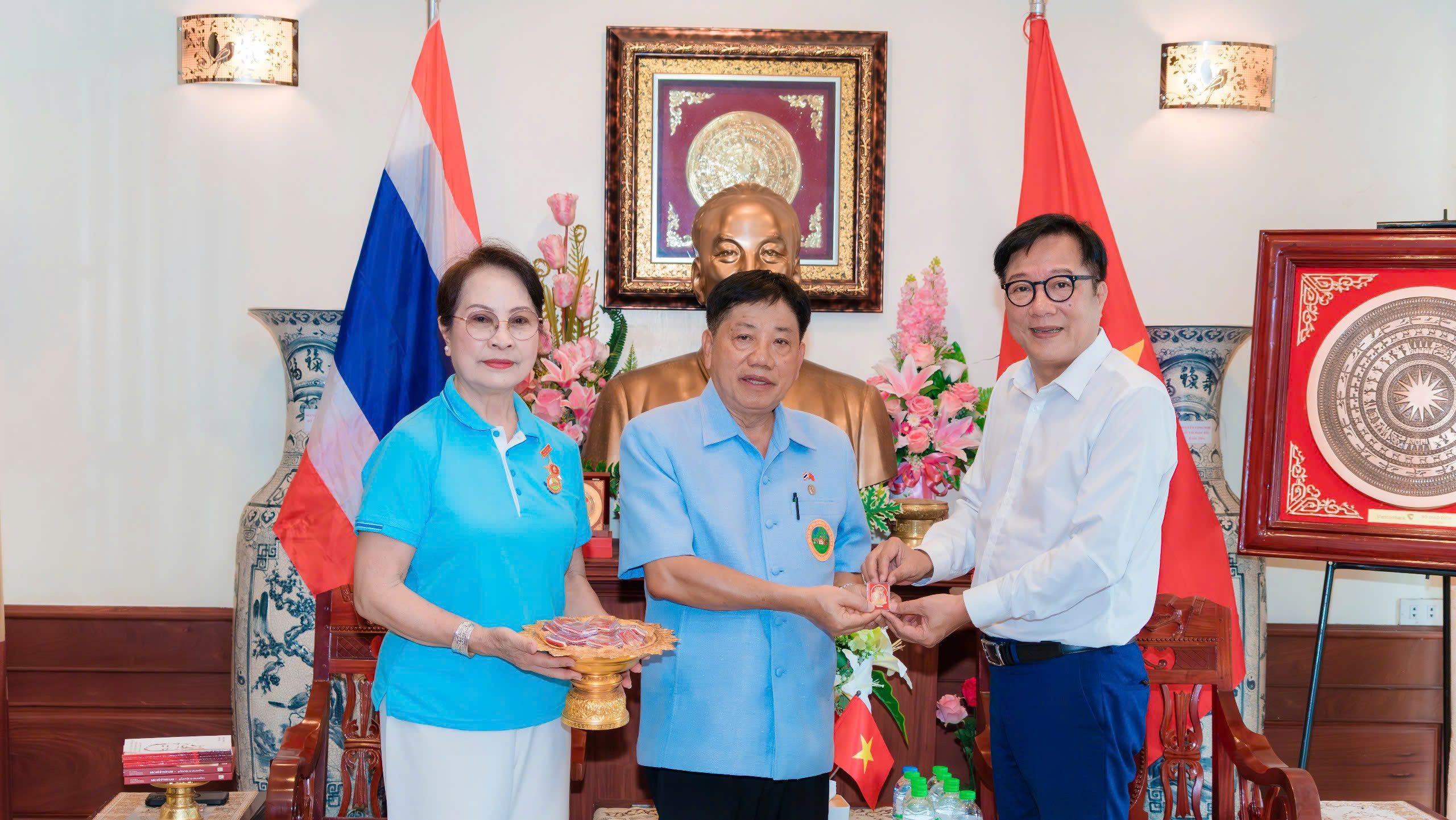 z7746129165776 7949df52f8164f1d55277b8851fbebef